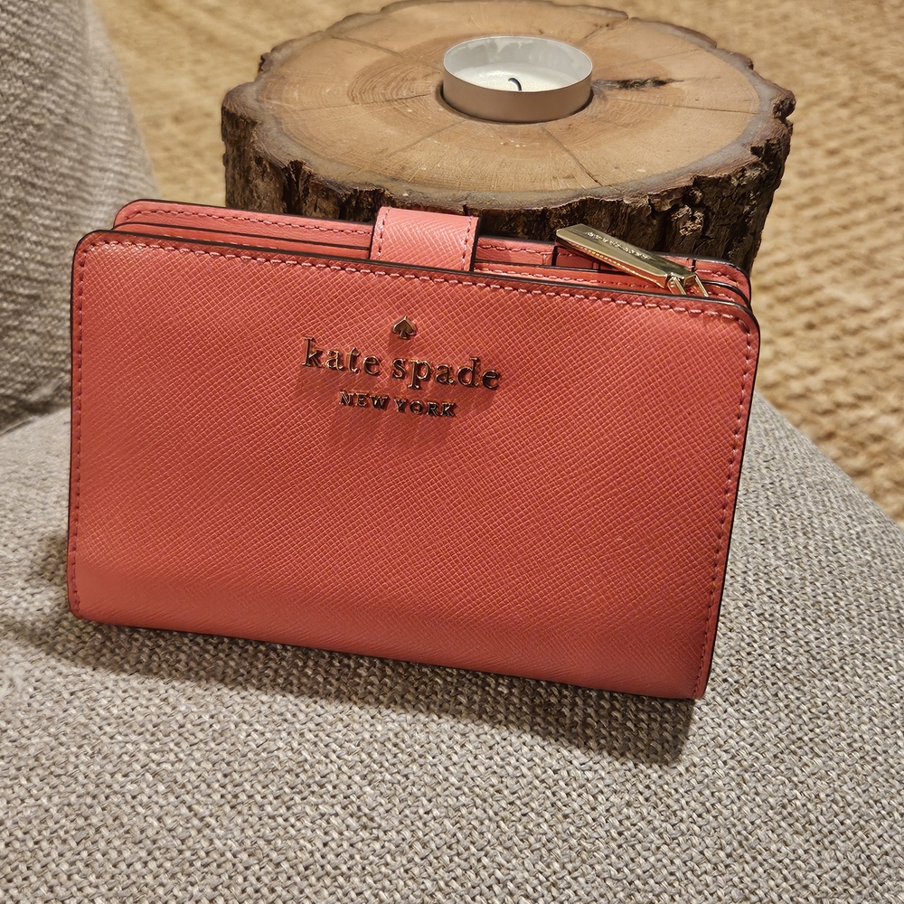 Kate Spade Staci Medium Compact Bifold Wallet in Garden Pink